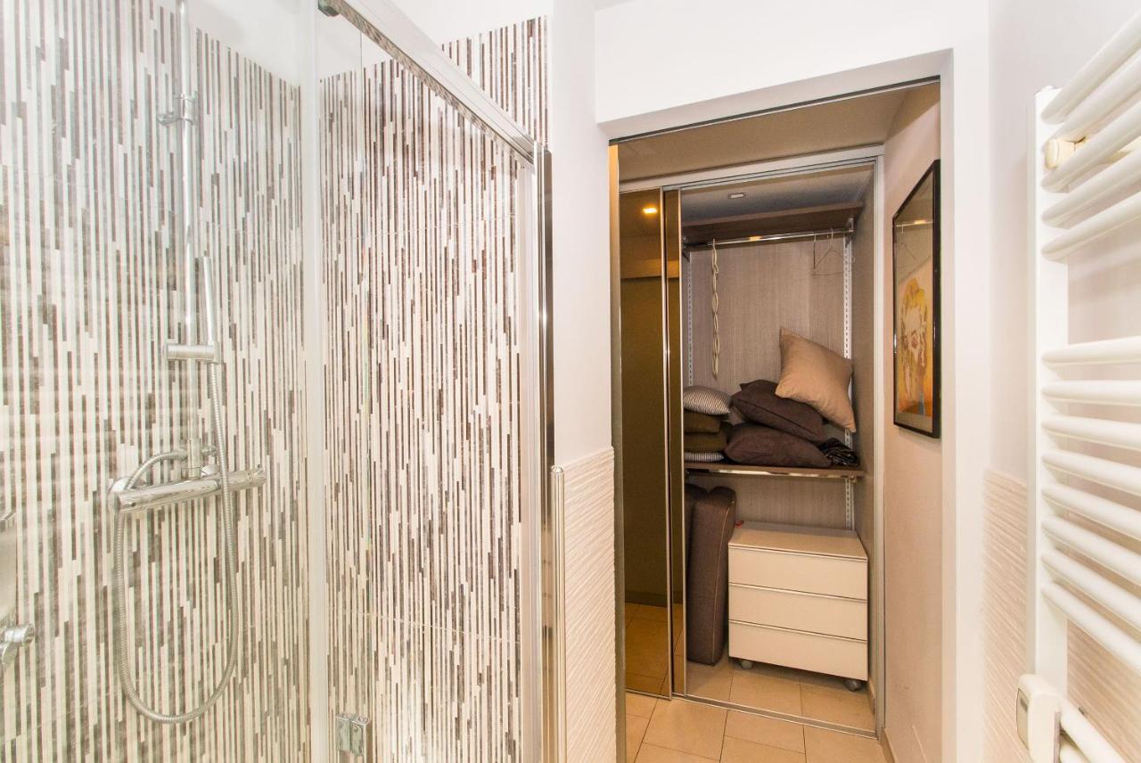 Corso Vittorio & Valentino Bright Studio Apartment Torino Exterior foto