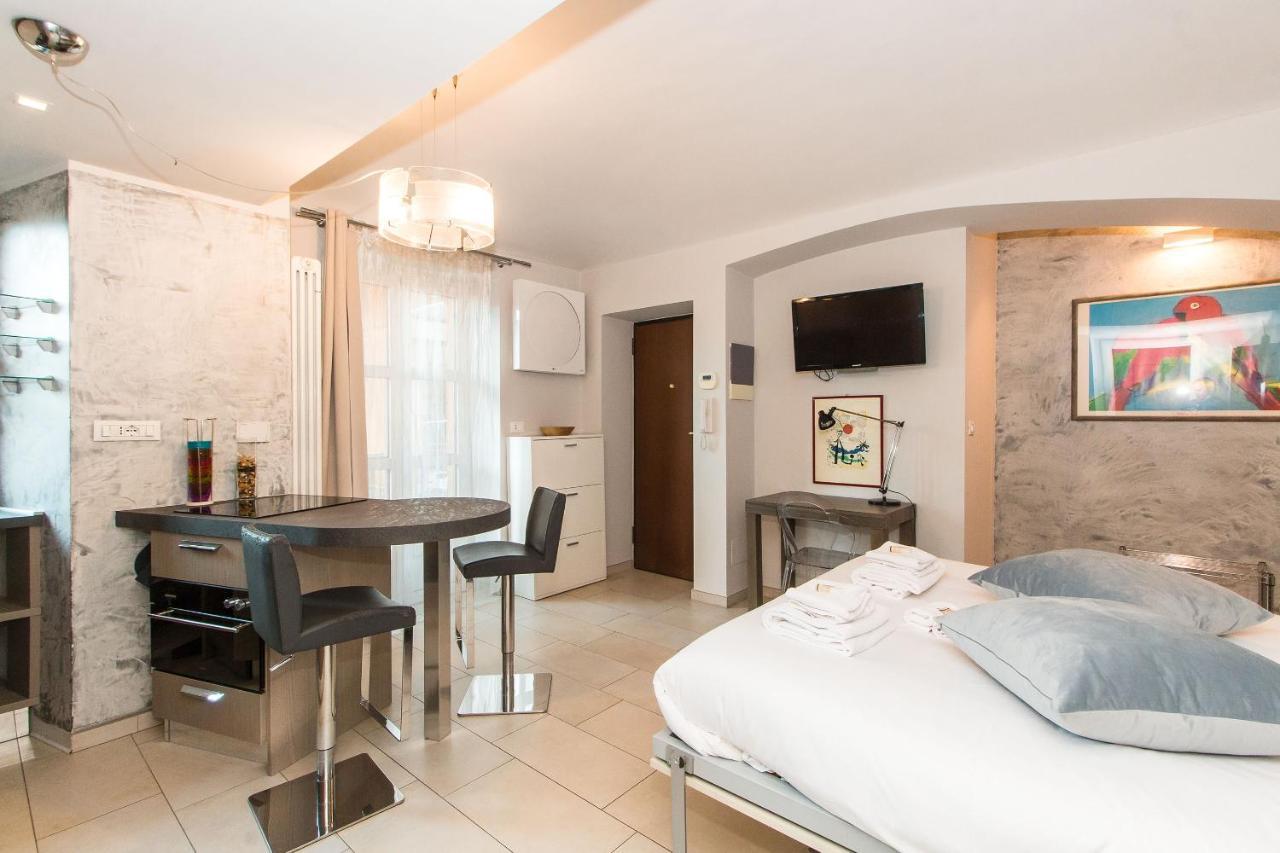 Corso Vittorio & Valentino Bright Studio Apartment Torino Exterior foto